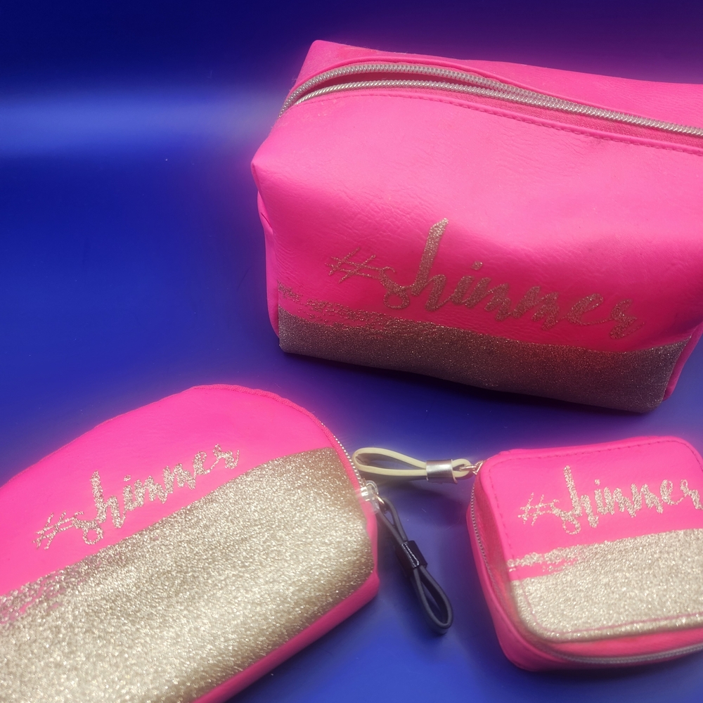 SOLD.3 Piece Pink & Gold Pouch Set.SOLD - Picture 2 of 16
